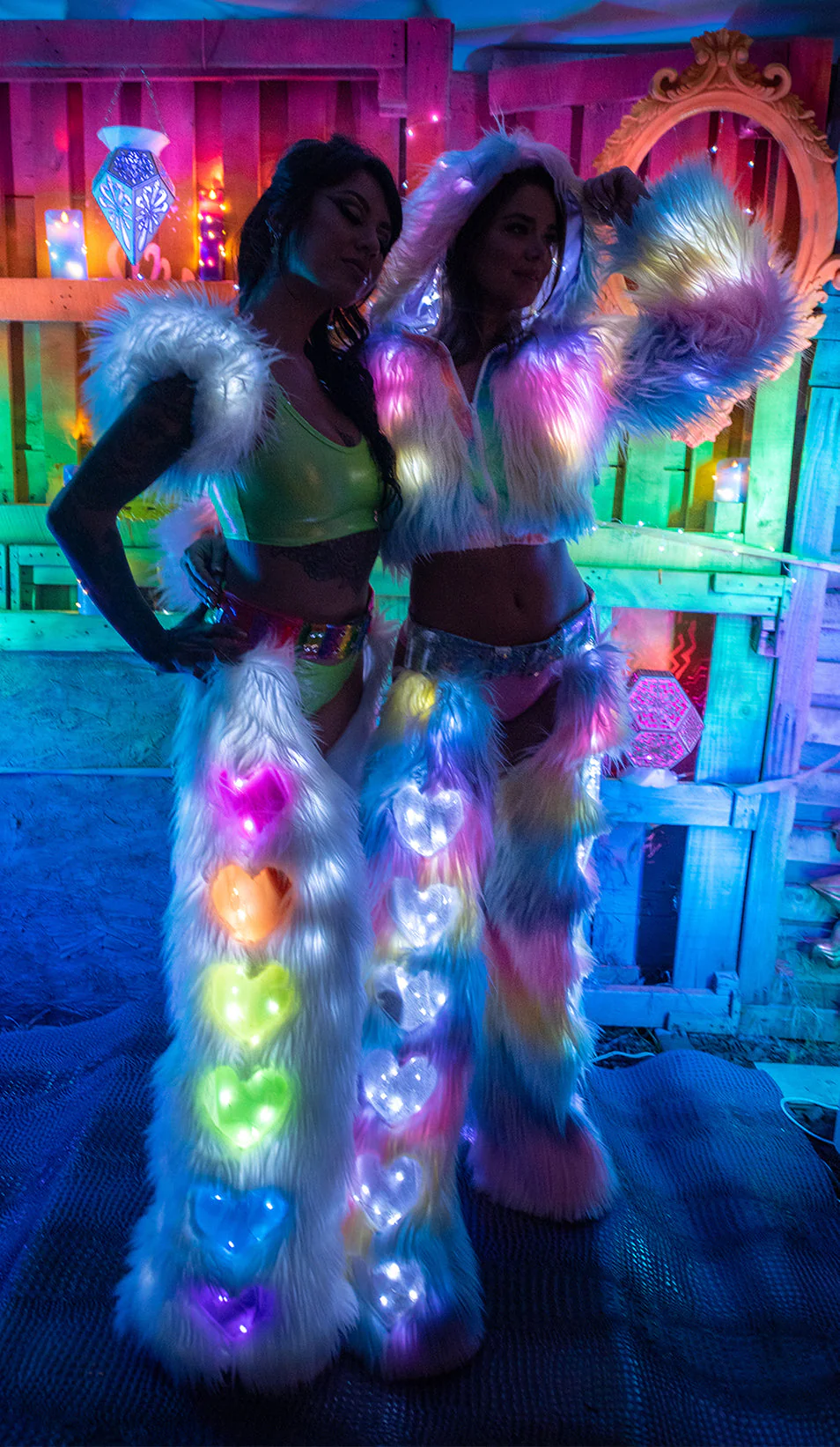 FE284 - Light-Up Cropped Hoodie - Image 4